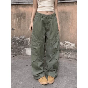 กางเกงคาร์โก้สุดชิค ขากว้าง เข้ากับทุกสไตส์