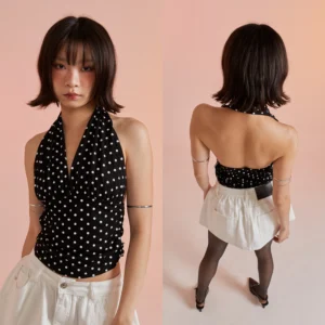 สายเดี่ยวฮอลเตอร์ลายจุดตัวจิ๋วสุดคิ้วท์